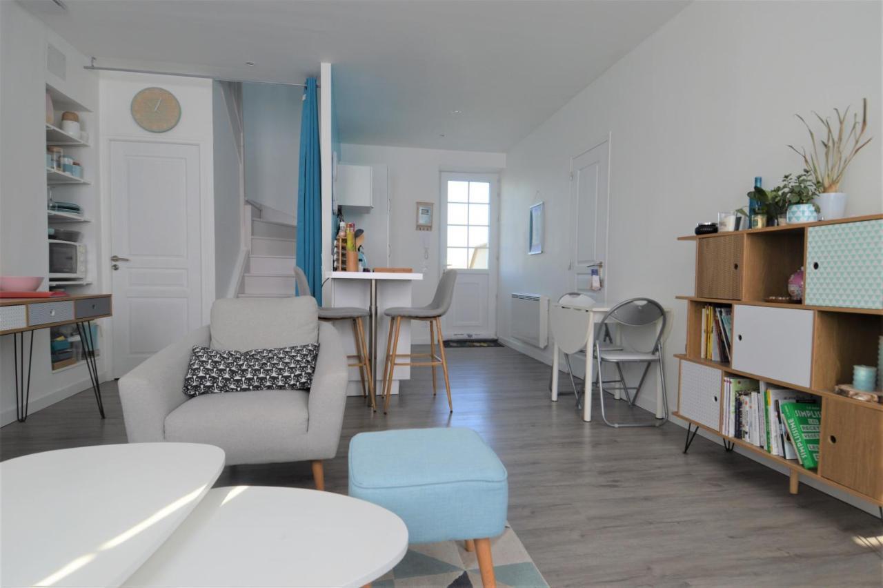 Appartement Moderne Avec Terrasse A 500M De La Mer Courseulles-sur-Mer Buitenkant foto