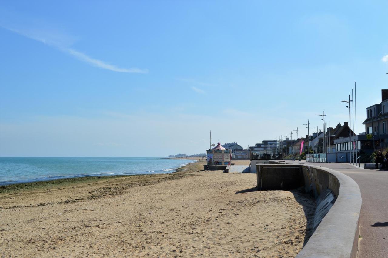 Appartement Moderne Avec Terrasse A 500M De La Mer Courseulles-sur-Mer Buitenkant foto